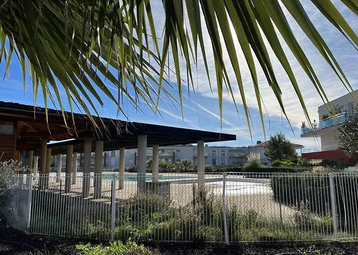 Appartamento Modern W Terrace 250m From & Pool